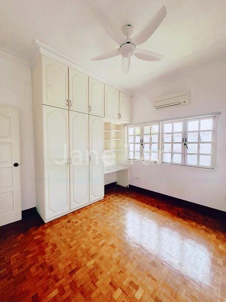 5 Bed Bungalow (Landed) for Rent in  Binjai Rise - Image 13
